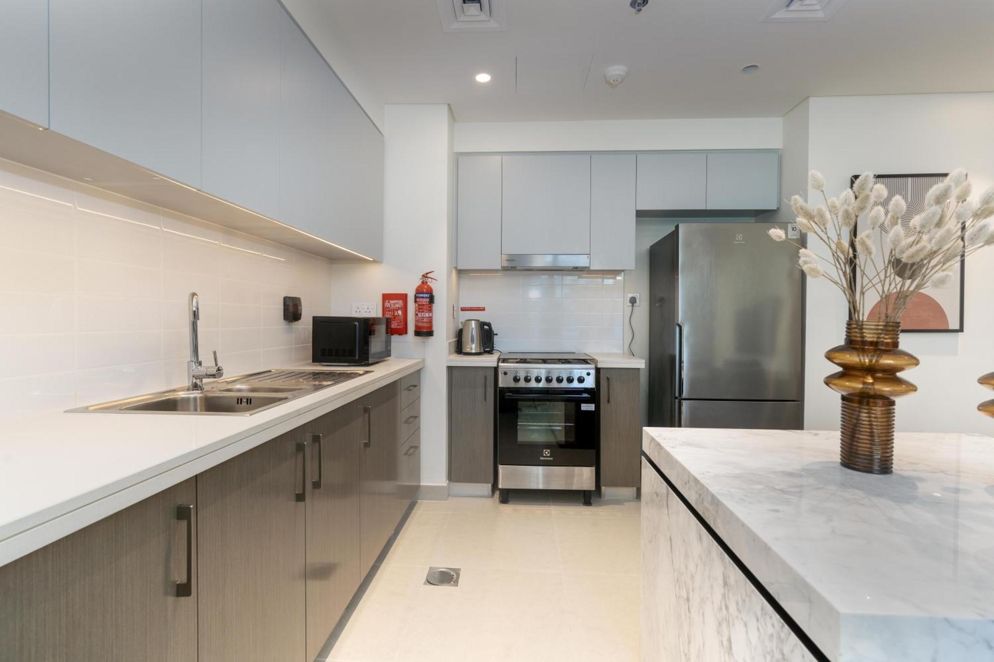 313 Downtown Luxury Living At It's Finest